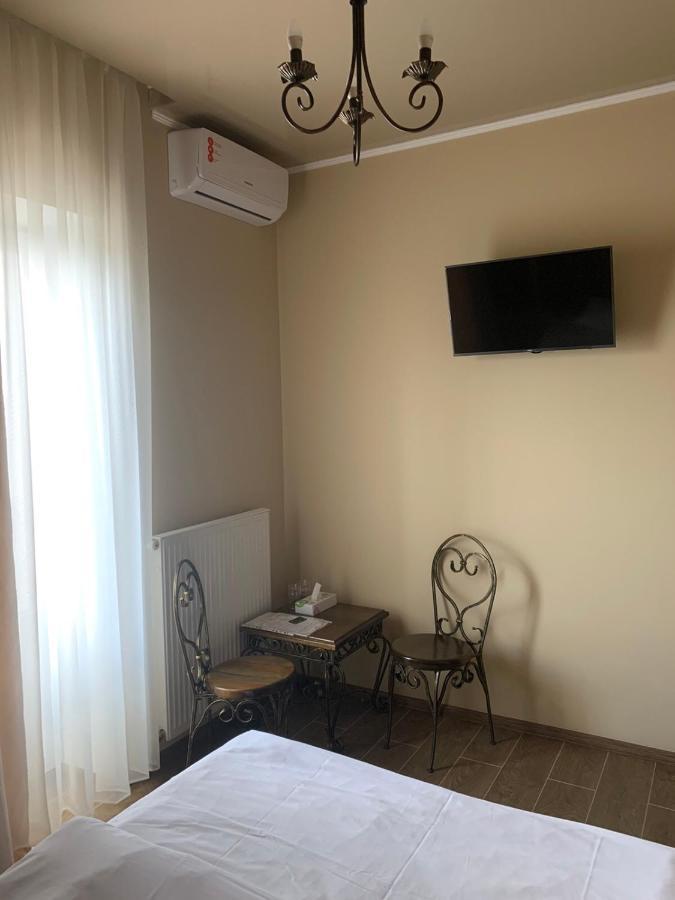 ангел на великій кільцевій Hotel *